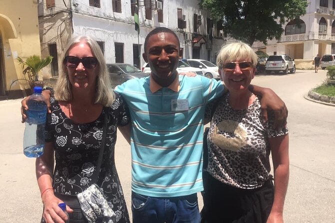 StoneTown Tours - Hamamni Persian Baths and the rooms within