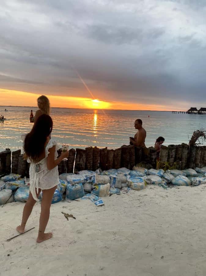 sunset dow Cruise at Kendwa Beach - Live music, dancing, and the Hakuna Matata mood