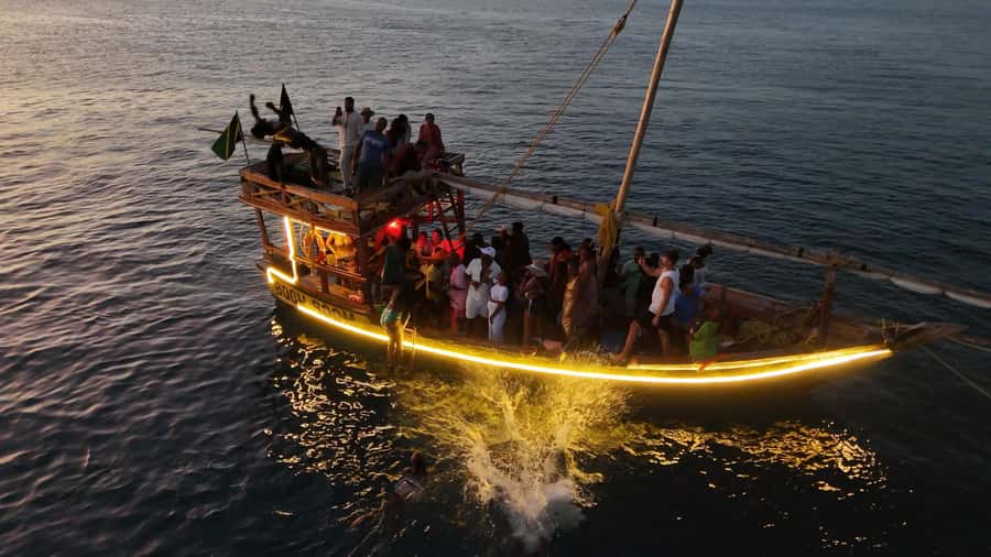 Sunset party cruise in Zanzibar with BoomBoom Boat - The secret swimming stop and 25 minutes in the sea