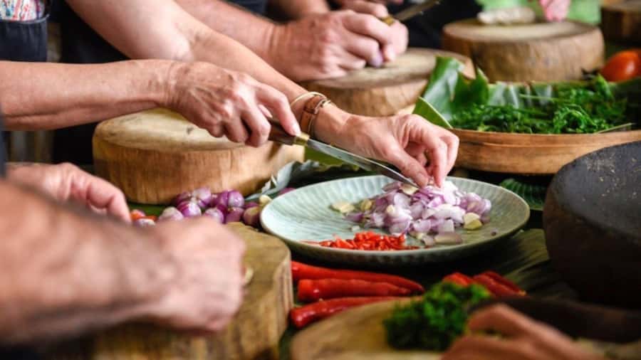 Tandem Clear Kayak, Spice Tour, Cooking Class with Lunch - The spice garden: more than a photo stop