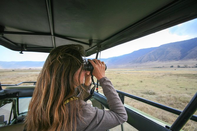Tanzania Enticing Explorations - 6 Days - Day 4: A full Serengeti morning, then Ngorongoro