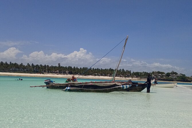 The Rock Restaurant & Blue Lagoon Half Day Tour in Zanzibar - Timing problems and what they mean