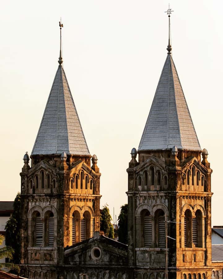 Zanzibar: 3 Hours Private Stone Town walking Tour with Guide - Coffee at Jaws Corner or Zanzibar Coffee House