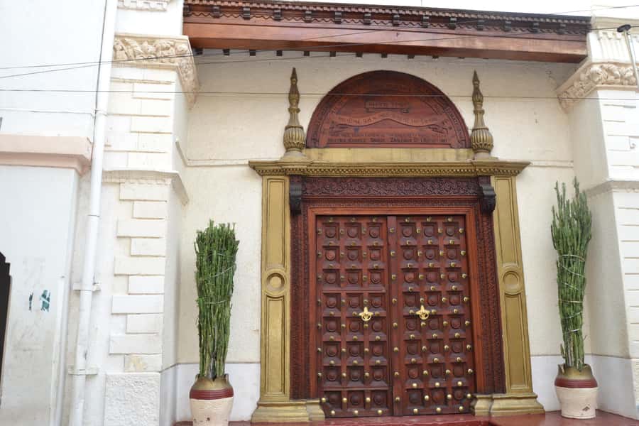 Zanzibar: 3 Hours Private Stone Town walking Tour with Guide - Sultan Palace and the story of Zanzibar’s rulers
