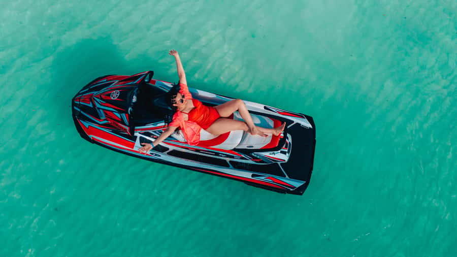Zanzibar: Jetski with Hotel Pickup, Drone Photos & Video - At the beach: briefing before speed