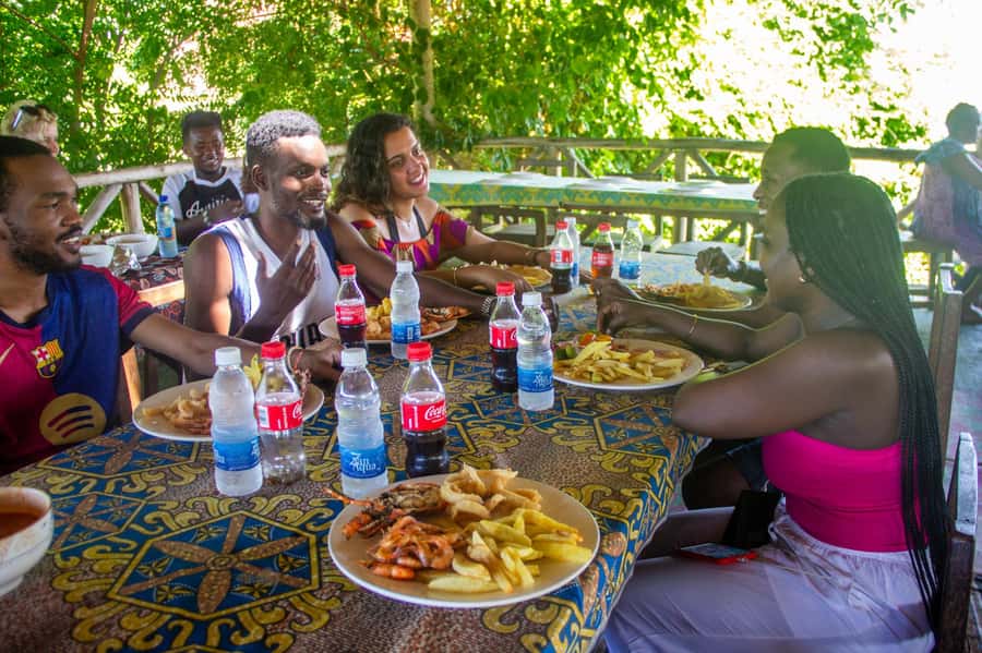 Zanzibar: Mnemba island Snorkeling & Boat Tour with Lunch - Why Mnemba Island makes a good snorkeling target