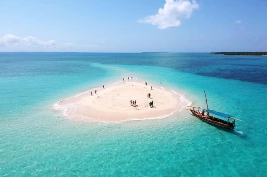 Zanzibar: Prison Island & Nakupenda Sandbank Tour with Lunch - Key points at a glance