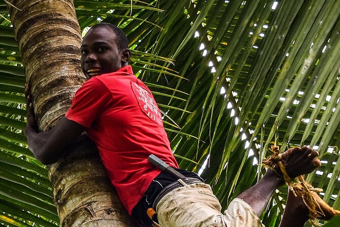 Zanzibar Private Spice Farm and Stonetown Tour(Include Lunch) - Lunch puts the spices on your plate