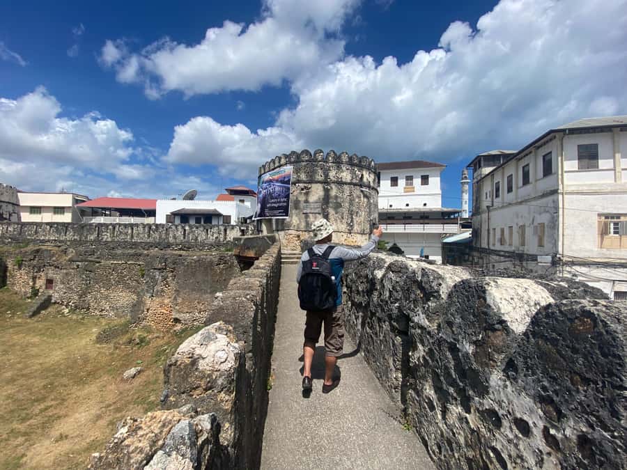 Zanzibar: Spice Farm & Stone Town Tour with Lunch - Stone Town through markets and old lanes