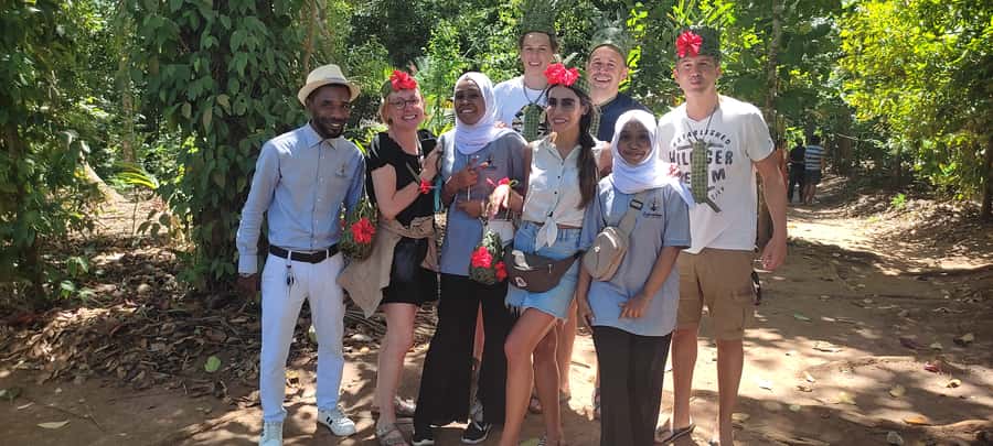 Zanzibar: Spice Farm Tour with Traditional Cooking Lesson - A 9:00 AM start from Stone Town or your beach hotel