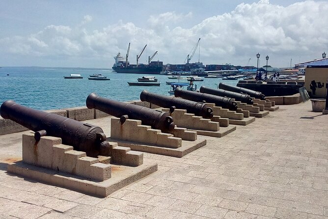 Zanzibar Stone Town Walking Tour - The House of Wonders and its unusual name