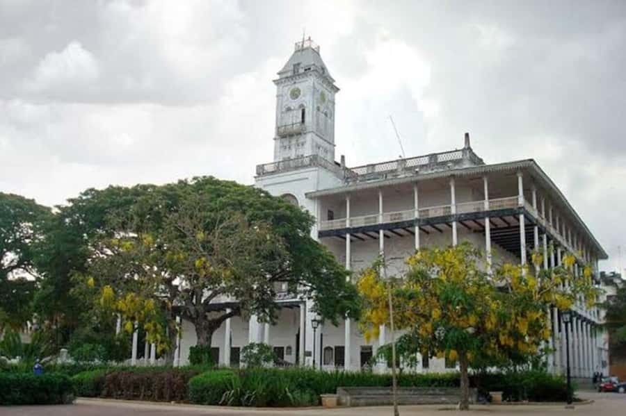 Zanzibar: Stone Town Walking Tour with Guide - Old Slave Market and Anglican Cathedral