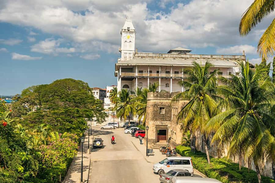 Zanzibar: Stone Town Walking Tour with Guide - Old Fort and the changing face of power