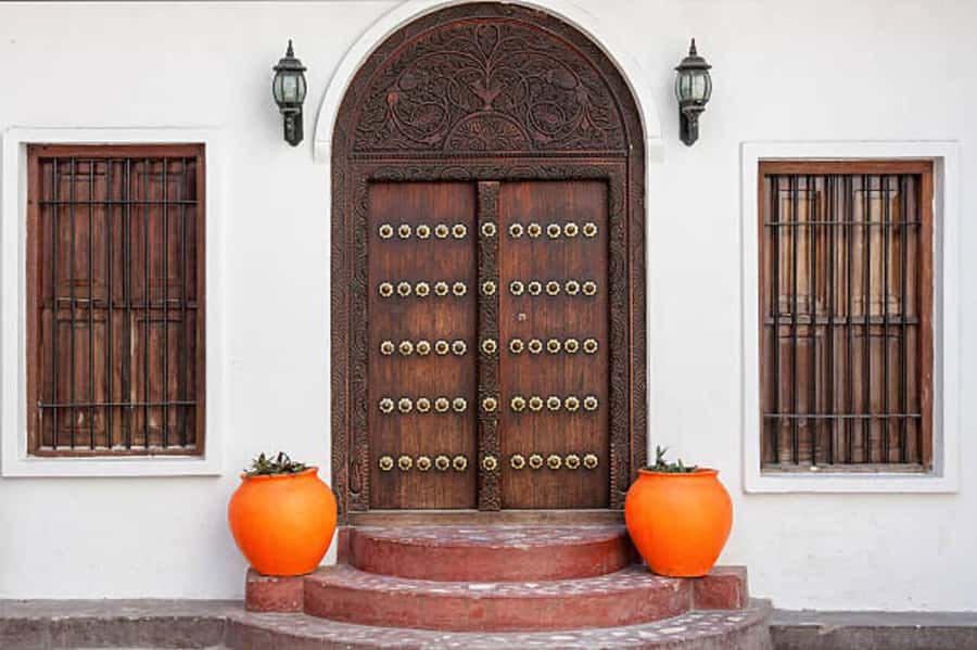 Zanzibar: Stone Town Walking Tour with Guide - Food, coffee, and the extra-cost question