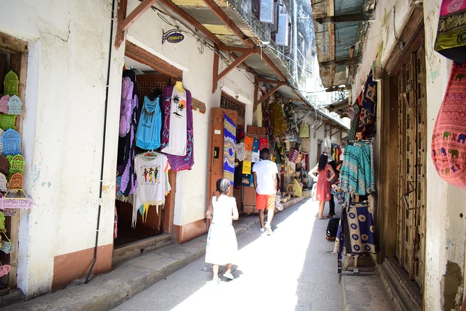 Zanzibar Stone Town Walking Tour - Finding your bearings in Stone Town